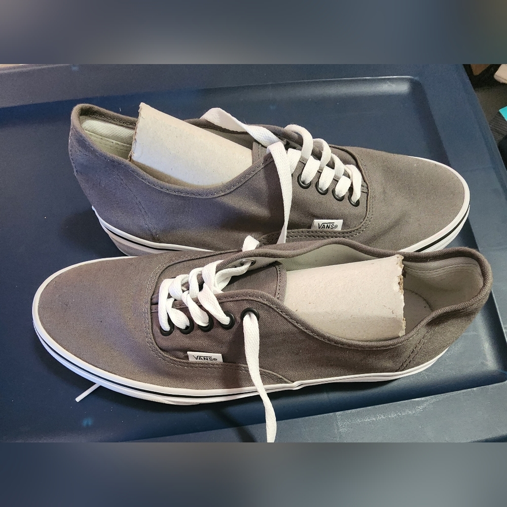 Vans Pewter size 10